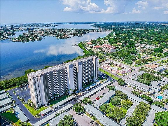 3rd image of 7050 Sunset Dr #14