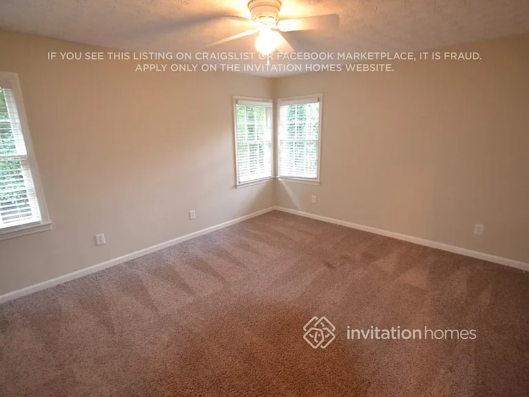2110 Amber Creek Dr — Photo 5