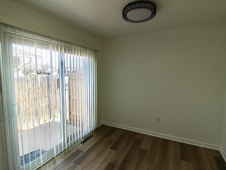 85 S 18th Ave #1 — Photo 7