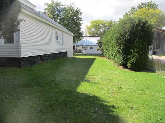 4th image of 525 Ford Ave