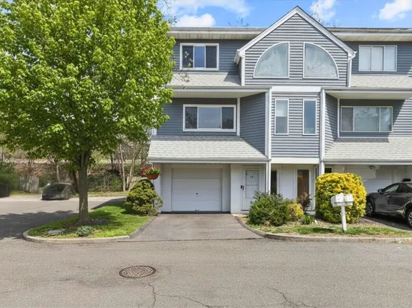 16 Wyman St N, Rye Brook, NY 10573