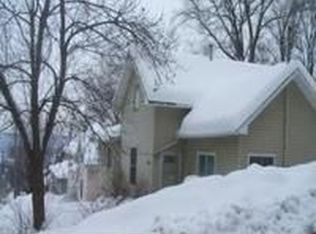 704 E Main St, Mankato, MN 56001