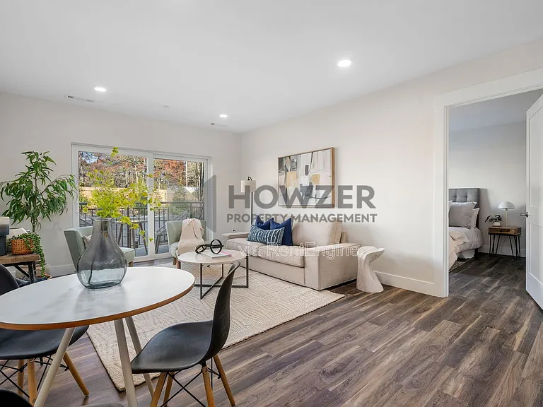 850 Falmouth Rd — Photo 18
