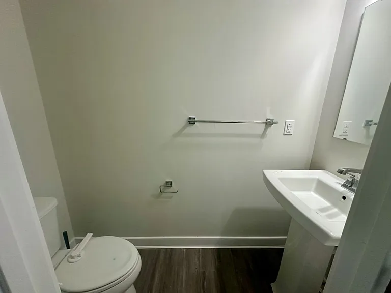 1331 Darling Dr — Photo 20