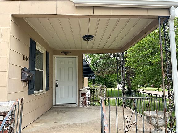 2nd image of 1644 S Knoxville Ave