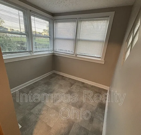 692 S Wheatland Ave — Photo 18