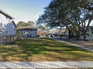 435 Kenilworth St, New Orleans, LA 70124