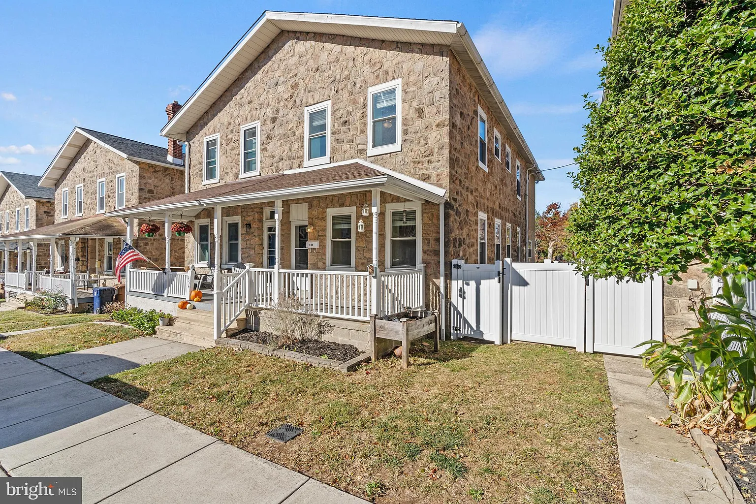 456 Renfrew Ave photo 1