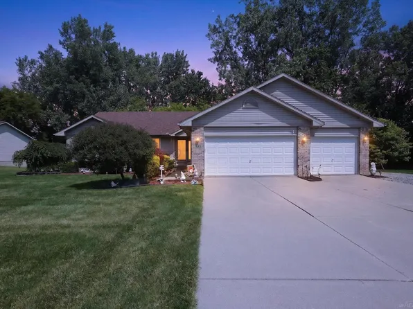 1433 Newcastle Dr, Davison, MI 48423