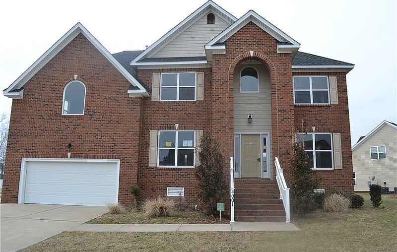 2nd image of 4001 Meadows Ct
