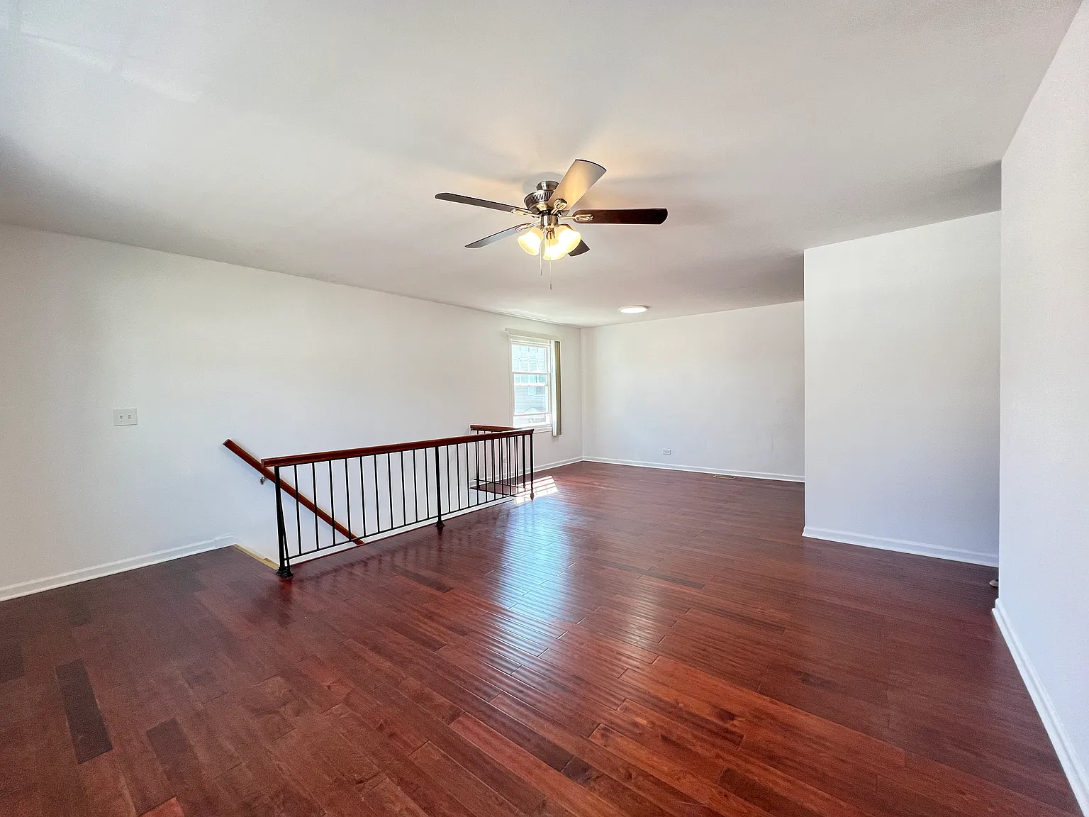 3 bed, 1034 sqft, $2,200 — Photo 4