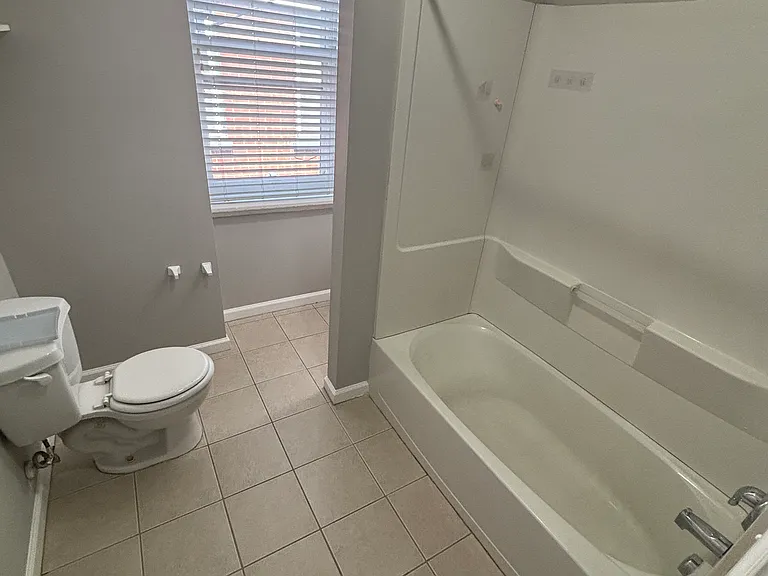 802 N Broom St #2 — Photo 7