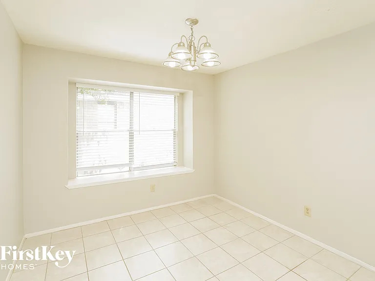 26511 Cypresswood Dr — Photo 5