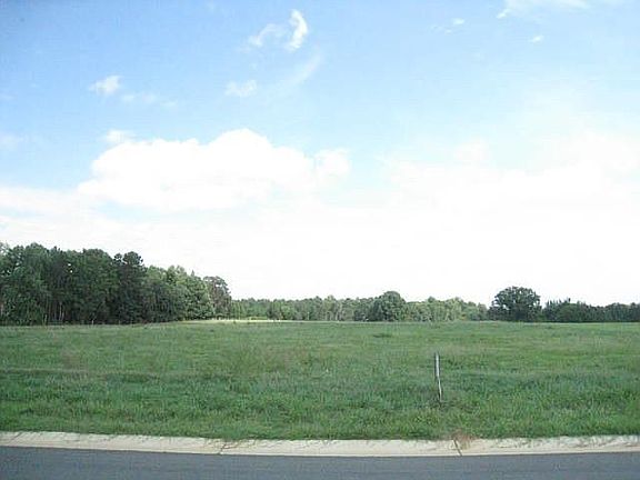 Large 1 acre homesite