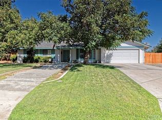 11562 Laurel Oak Rd, Victorville, CA 92392