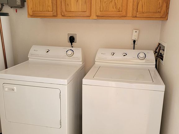 5th image of 1205 Eastwood St APT 1