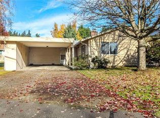 823 Brookdale Rd E, Tacoma, WA 98445