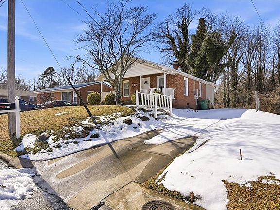 4th image of 949 Council St