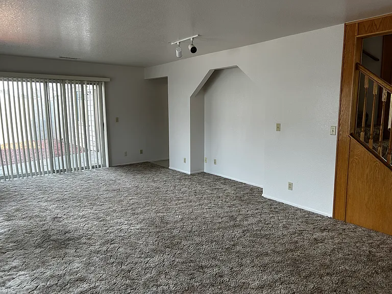 2363 E 4th Ave — Photo 2
