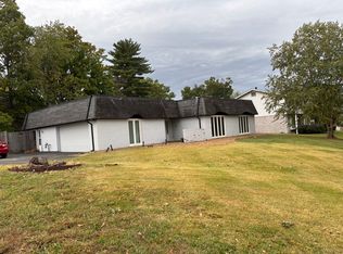 1 Nicolet Dr, Ballwin, MO 63011