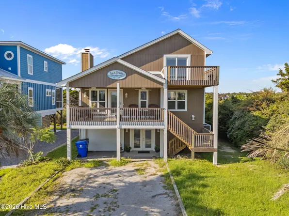 312 E Dolphin Drive, Oak Island, NC 28465
