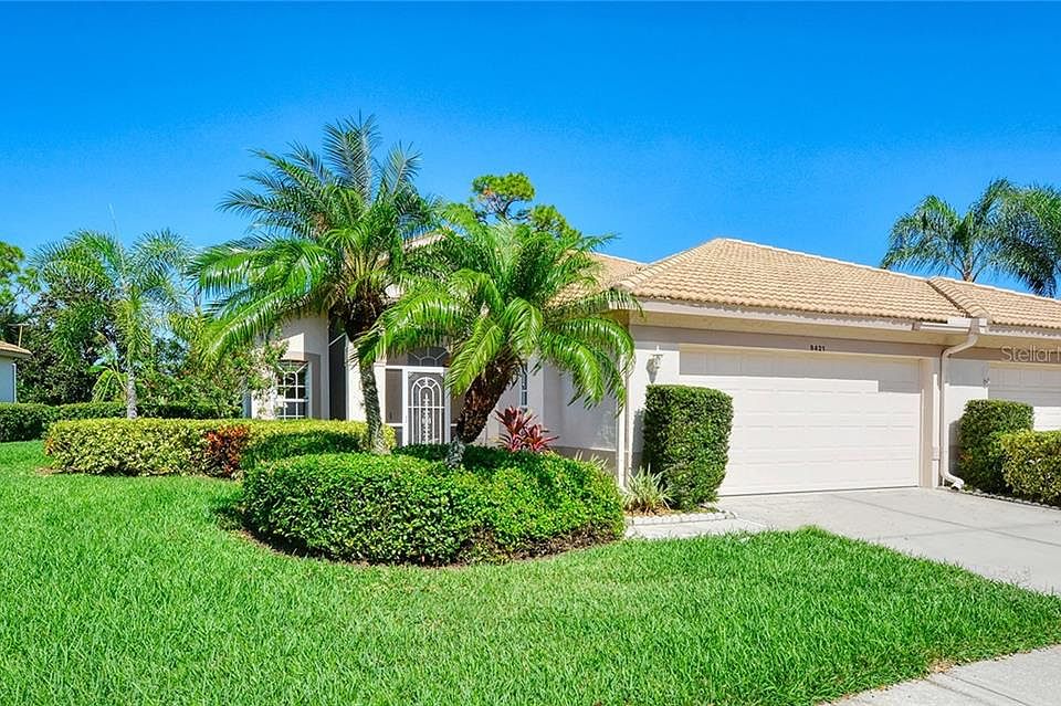 1st image of 9421 Forest Hills Cir
