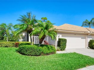 9421 Forest Hills Cir, Sarasota, FL 34238