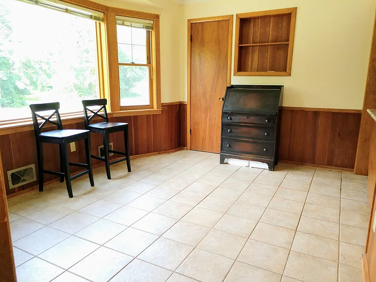 Tile in dining room