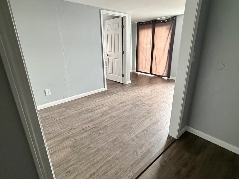 716 Gateview Ave #2 — Photo 11