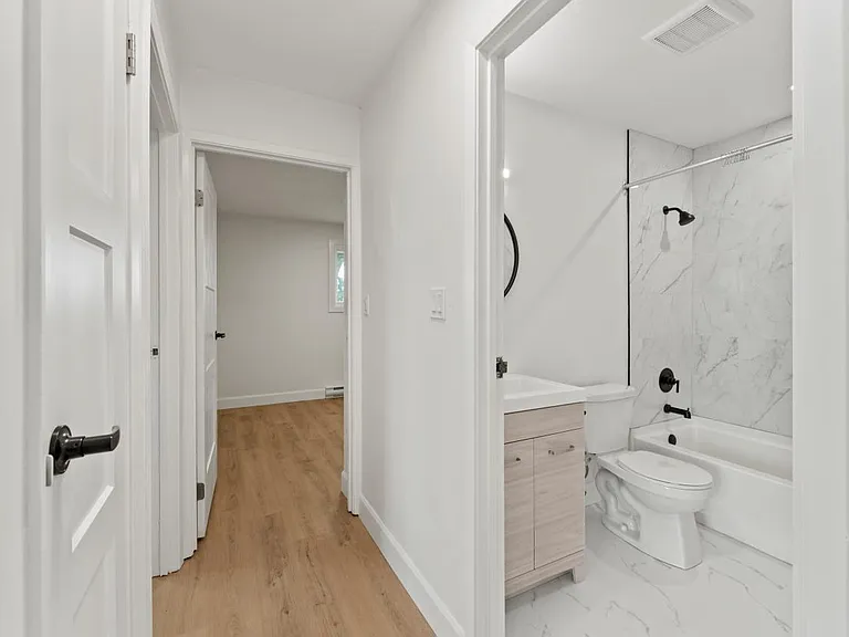 388 E Park Ave — Photo 5