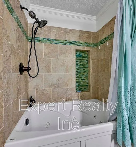 5501 Heath Row Dr — Photo 30