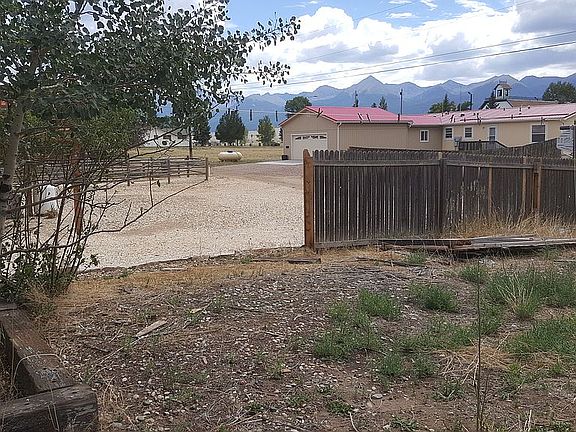 Needs fence repair