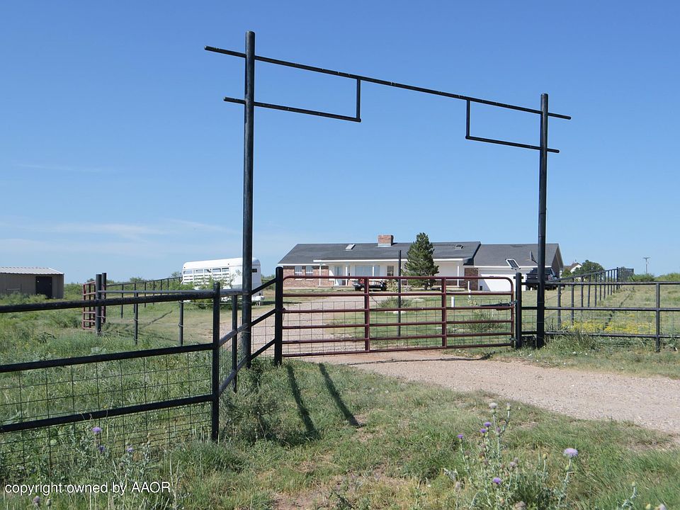 1st image of 2050 Park Cir S