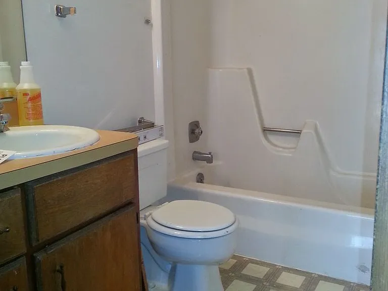 5203 Huntington Ave — Photo 5