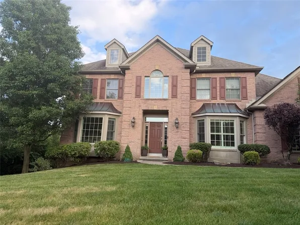 506 Palmate Dr, Cranberry Township, PA 16066