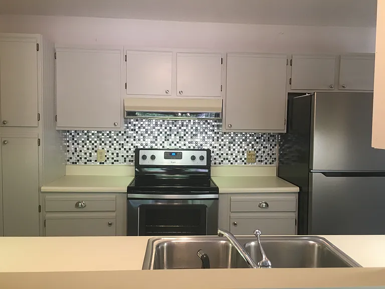 50 Surry Cir N — Photo 7