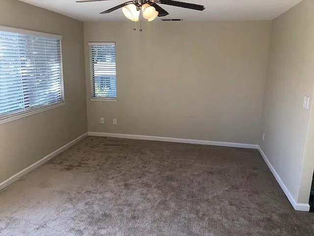 Building Photo - 690 Persian Dr #100