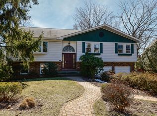 70 Belmont Ave, New Rochelle, NY 10801