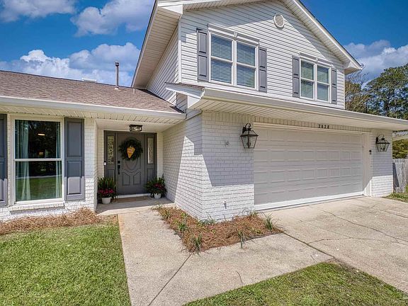 3rd image of 2828 Clear Lake Pl