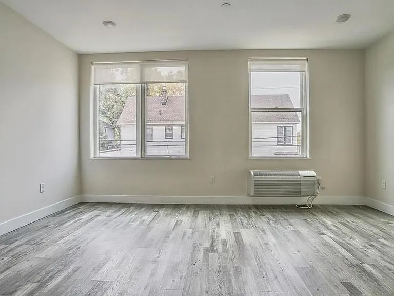 140 Avenue B #204 — Photo 13