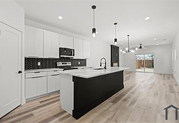 2nd image of 5212 Colonial Ave