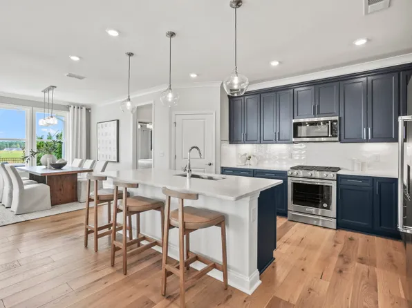 1118 Calm Cove Ln, Belmont, NC 28012