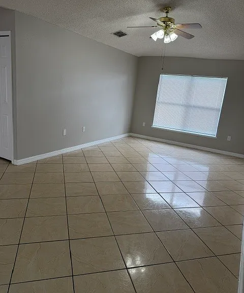 646 Koala Ct — Photo 25