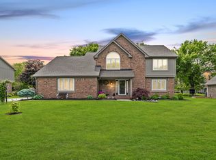 1452 Stonemill Cir N, Carmel, IN 46032