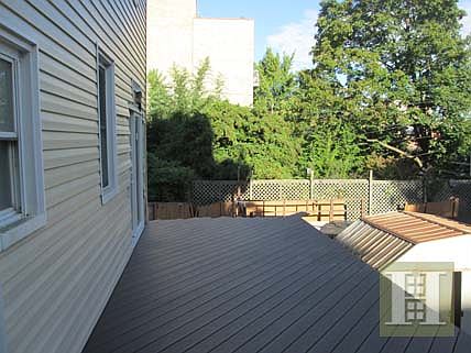5th image of 318 23rd St APT 1R