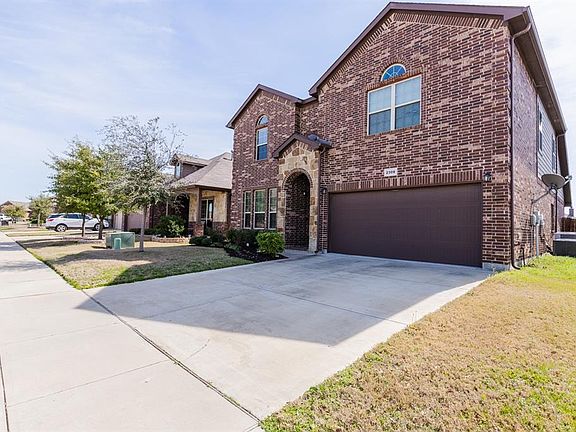 3rd image of 2308 Laurel Forest Dr