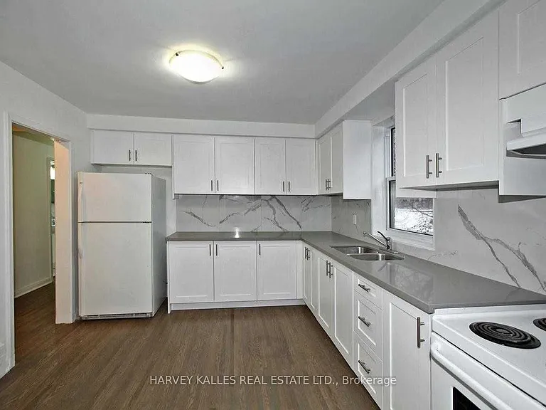 149 Kitchener Ave #B — Photo 5