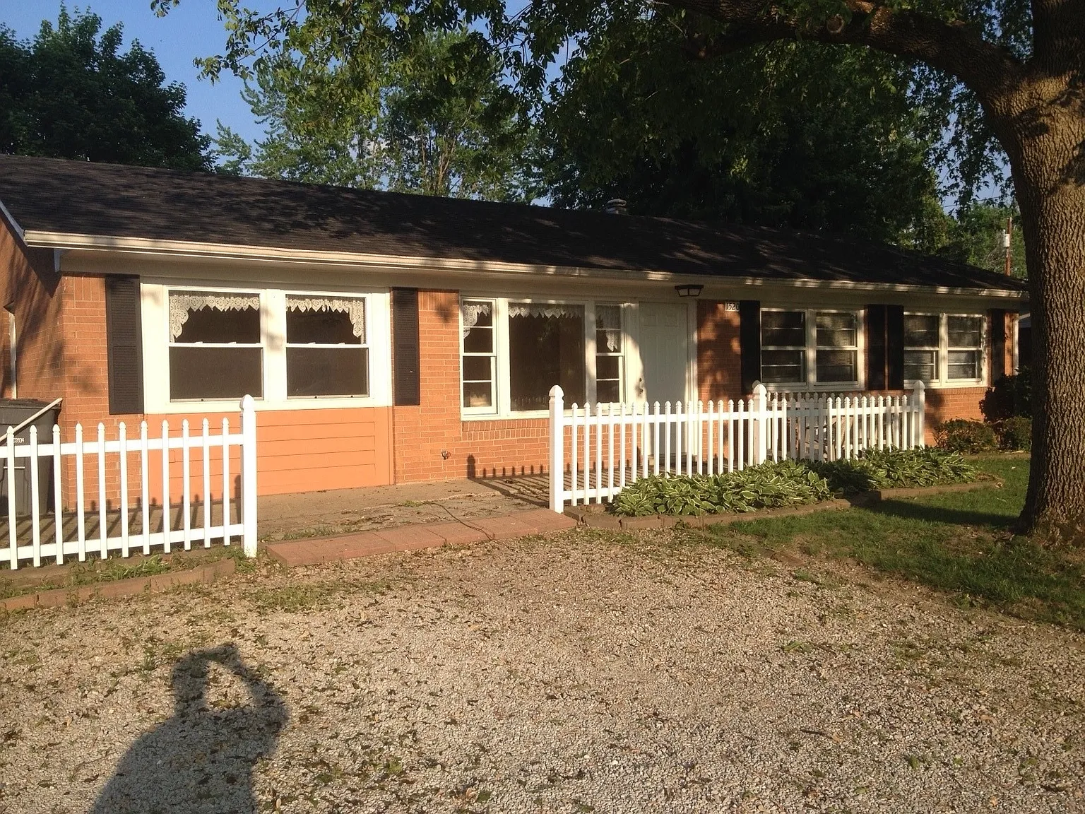 1520 Meadowbrook Dr photo 1