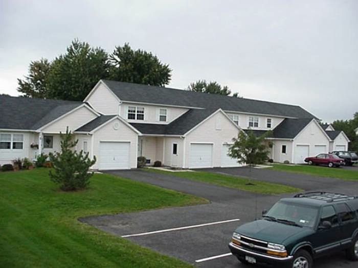 10 Crystal Commons Dr, Gates, NY 14624 Zillow