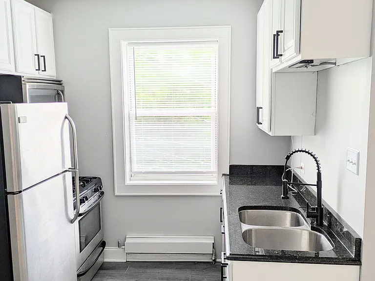 4416 1/2 N Ashland Ave #2 — Photo 21